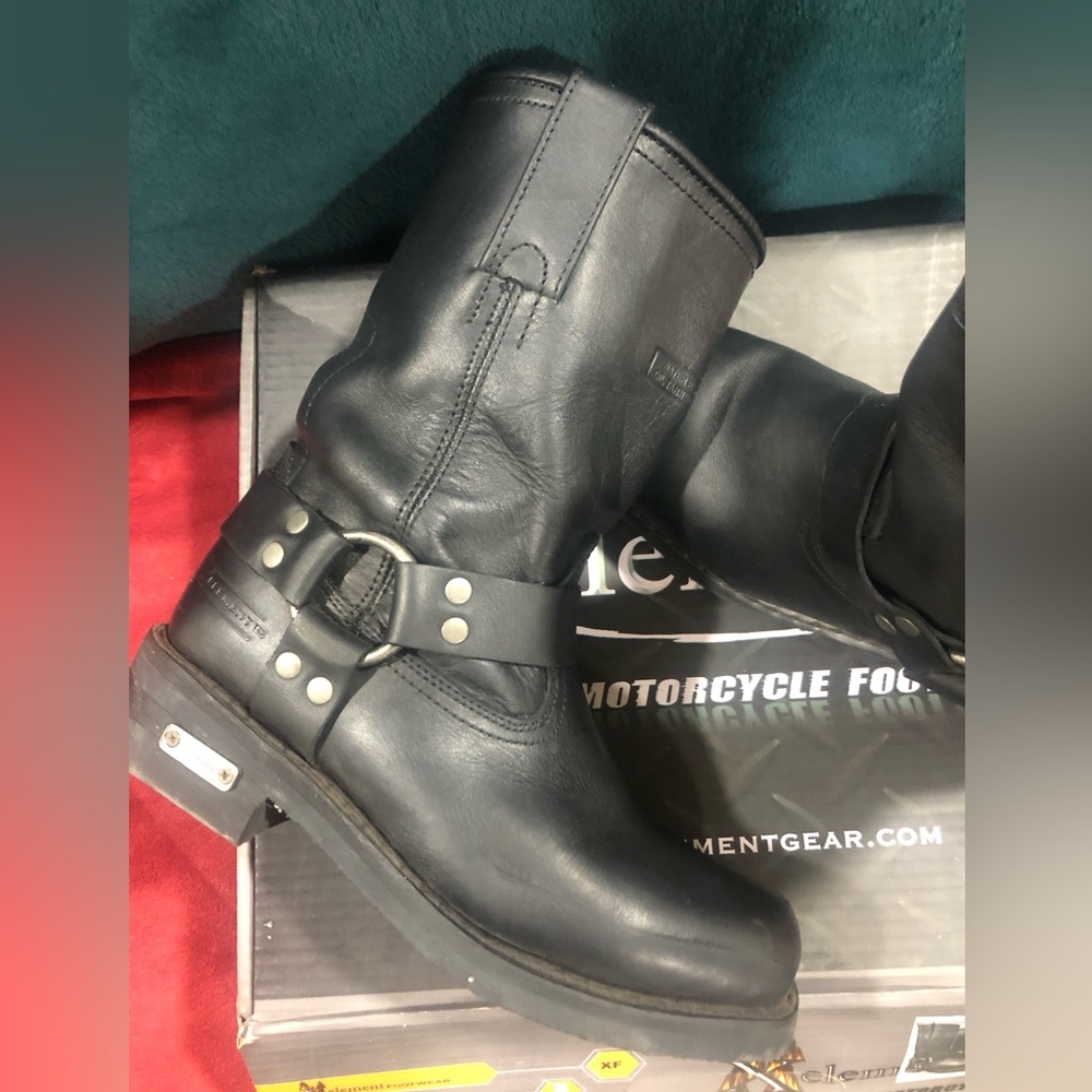 Black womens motorcycle boots in original box from xelement - Picture 4 of 4